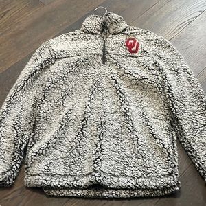 OU sherpa half zip up